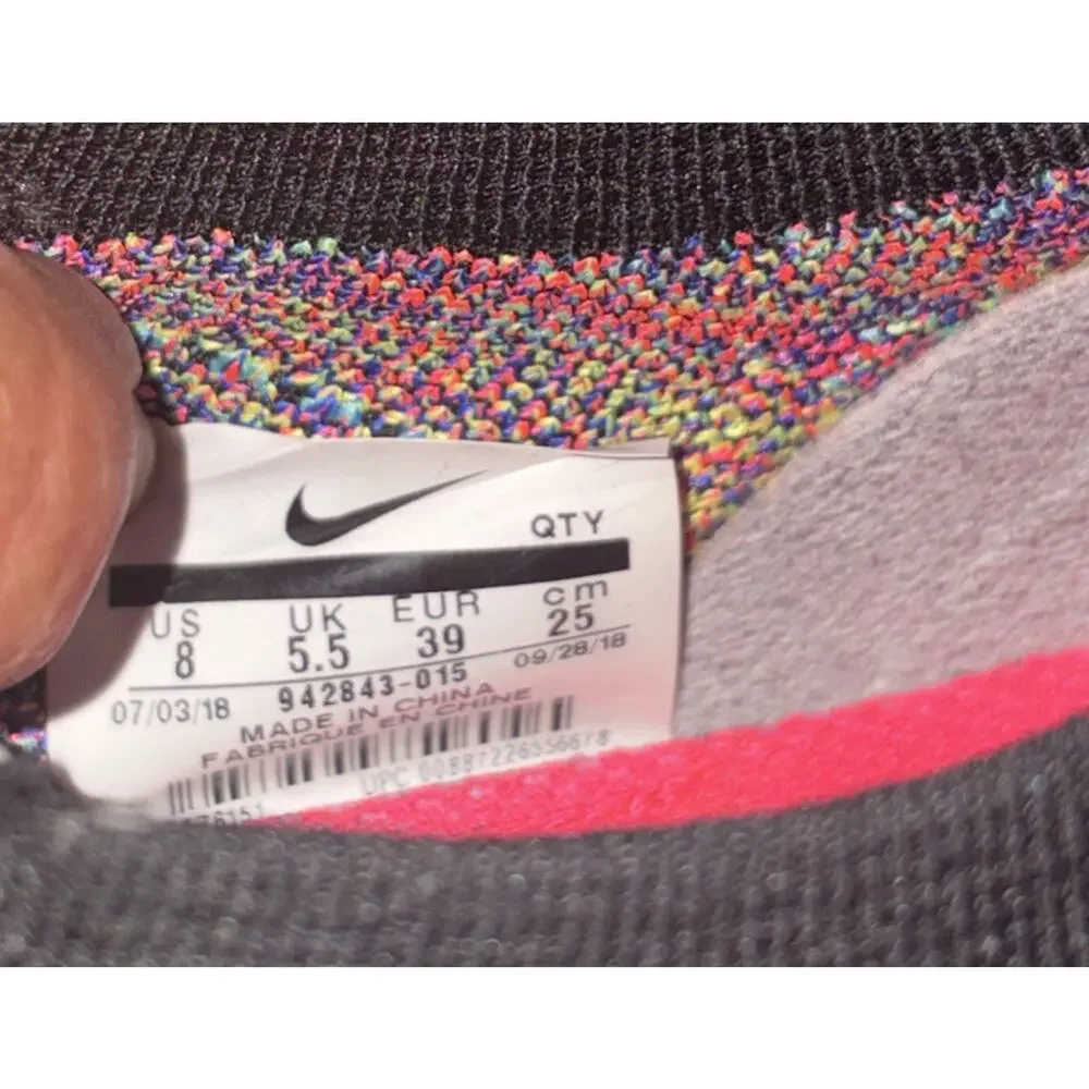 Nike Air Vapormax Flyknit 2 Women's Size 8 Running Shoes Multicolor